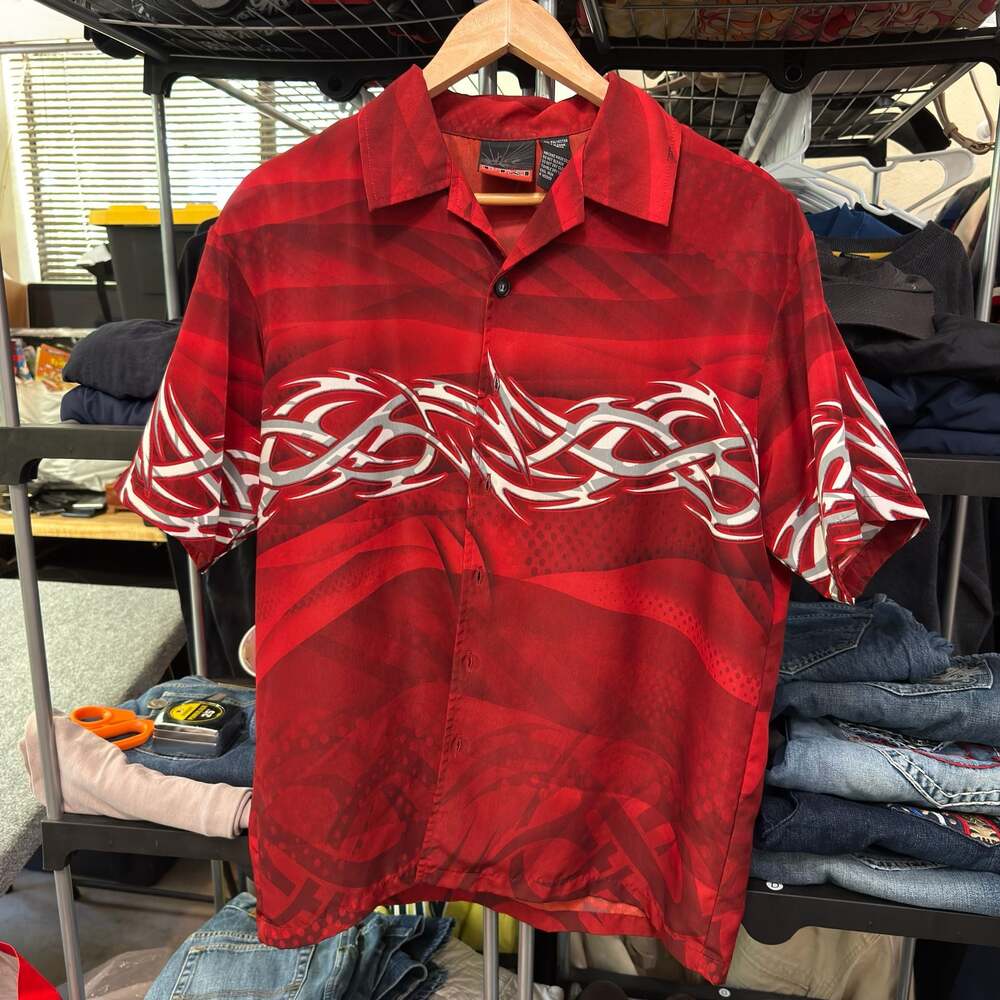 C-TWO Men's Size M Red Tribal Print Short Sleeve Button Down Shirt
